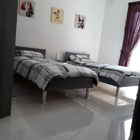 Valley View Serene Malta Apartment *