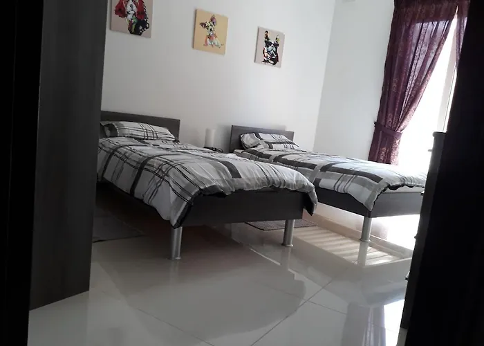 Valley View Serene Malta Apartment *